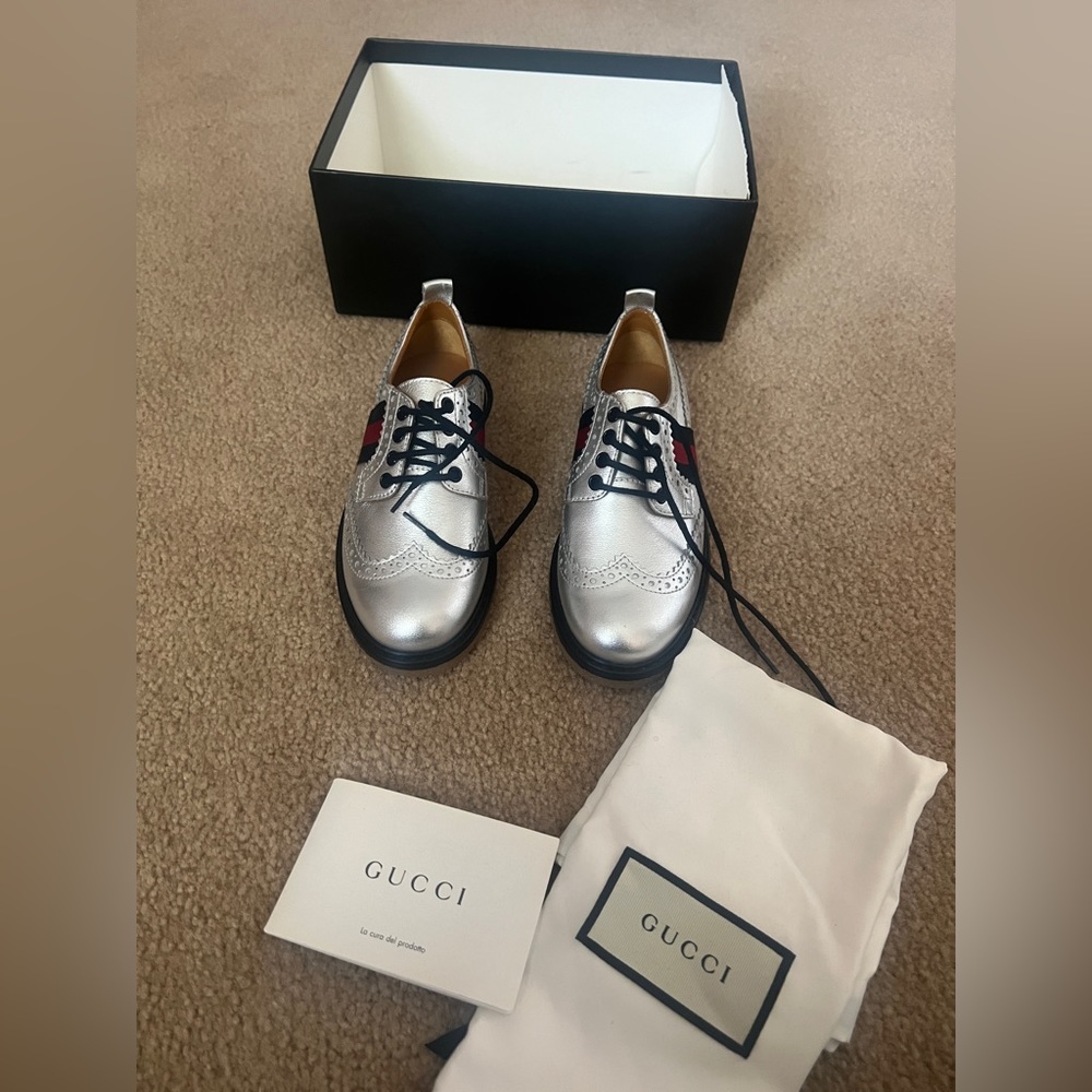 BNWT size 20 boys brand new gucci shoes